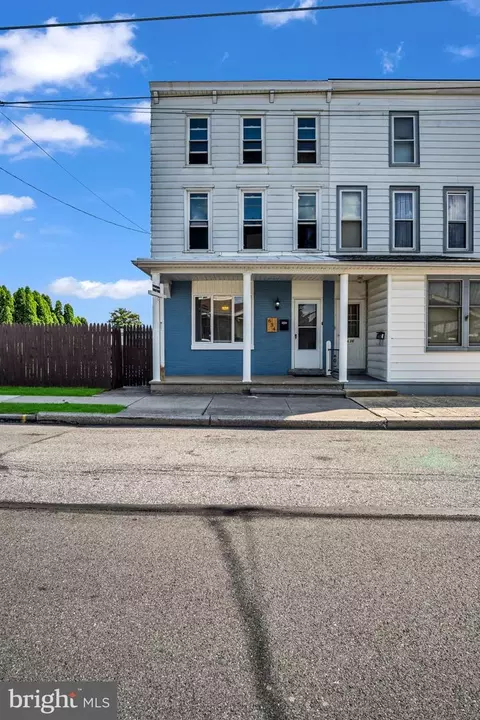 634 Hill St, Lebanon, PA 17046