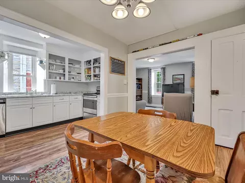 Dining - 339 Boyd St, Cornwall, PA 17016 photo 3 of 3