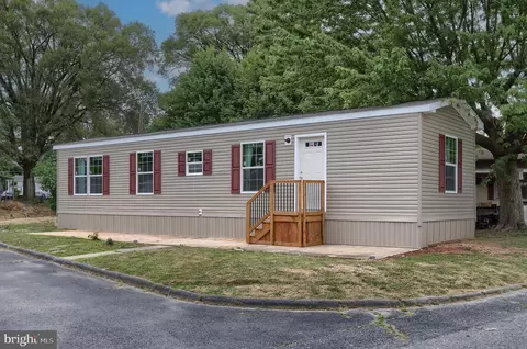 14 David Dr, Lebanon, PA 17046