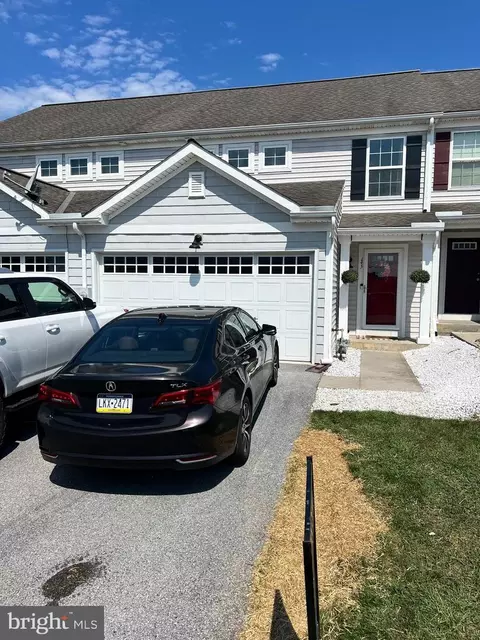 145 Wheatstone Ln, Lebanon, PA 17042