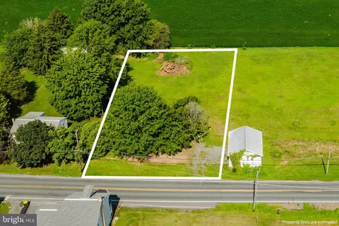 230 Millbach Rd, Newmanstown, PA 17073