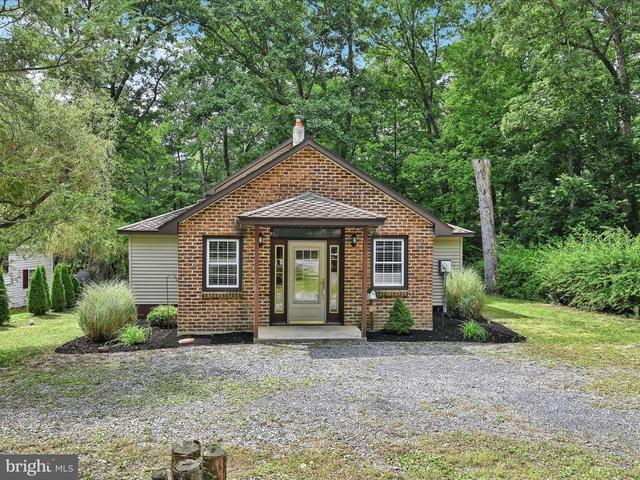111 2nd St, Fredericksburg, PA 17026