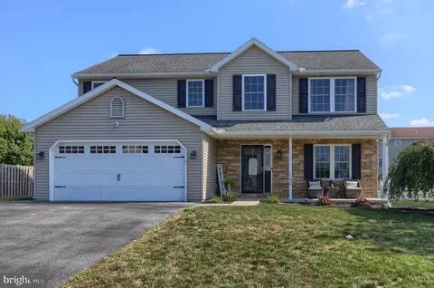 125 Creek View Dr, Jonestown, PA 17038