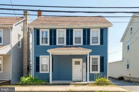114 Schoolhouse Rd, Palmyra, PA 17078