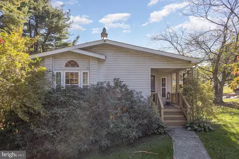 8 Troy Ave, Lebanon, PA 17046
