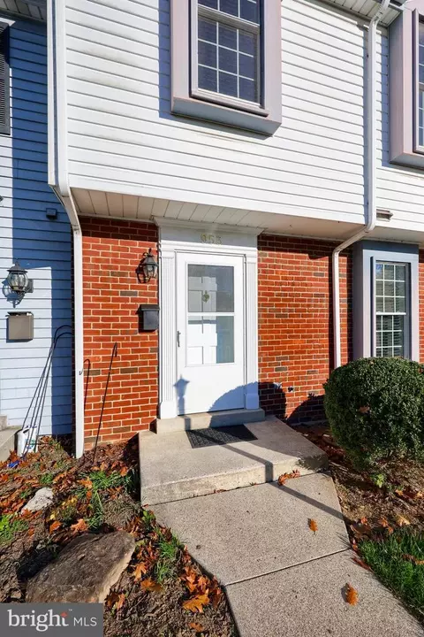953 E Maple St, Palmyra, PA 17078