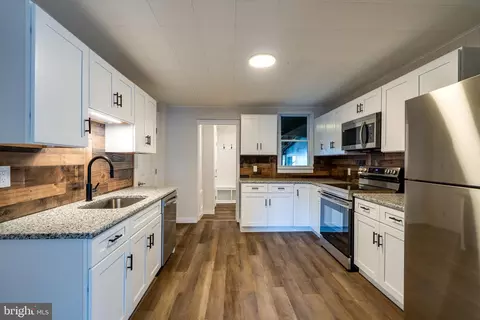 221 Federal St, Lebanon, PA 17042