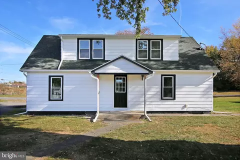 2111 E Pennsylvania Ave, Lebanon, PA 17042