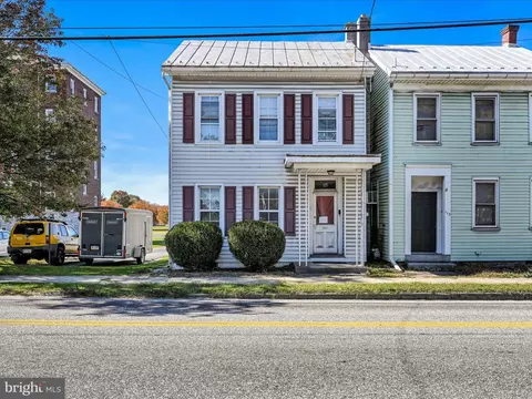 115 S College St, Myerstown, PA 17067