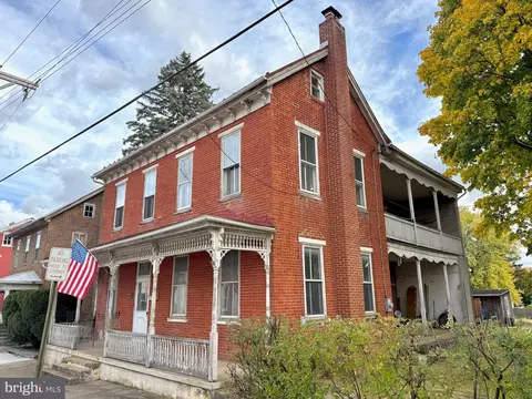 616 S Railroad St, Myerstown, PA 17067
