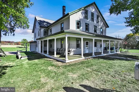 1000 Stracks Dam Rd, Lebanon, PA 17046