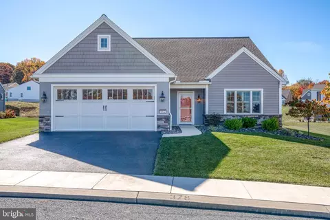 1022 Riverstone Cir, Lebanon, PA 17042