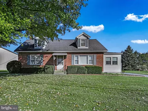 551 W Washington Ave, Myerstown, PA 17067