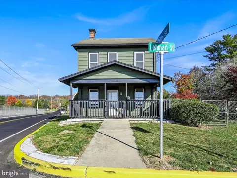 2431 Lehman St, Lebanon, PA 17046