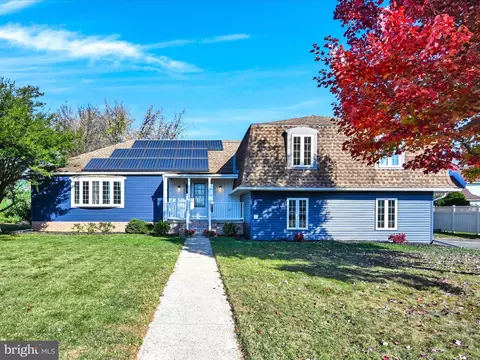 1318 Mill Pond Way, Palmyra, PA 17078