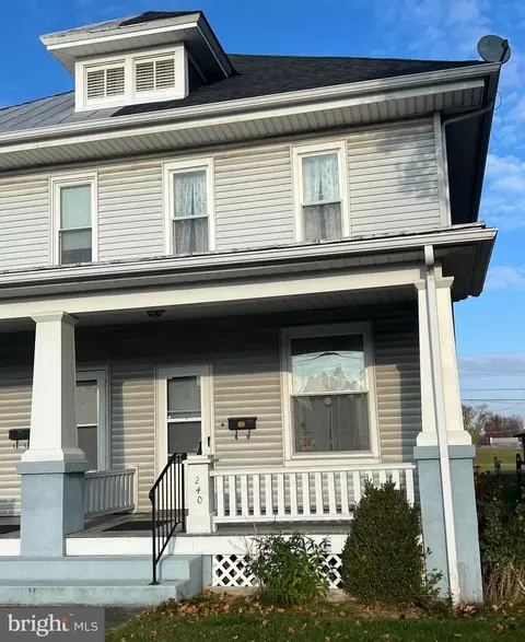 240 N Lincoln St, Palmyra, PA 17078