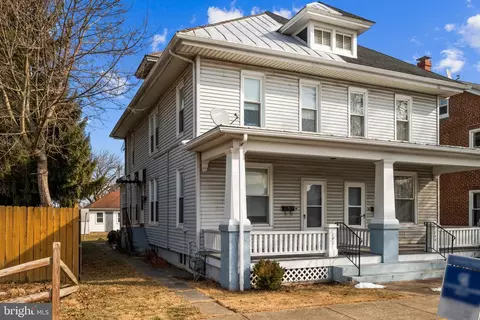 242 N Lincoln St, Palmyra, PA 17078