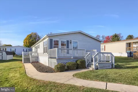 451 W Cedar St, Palmyra, PA 17078