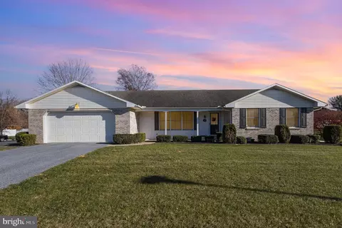 357 Royal Rd, Palmyra, PA 17078