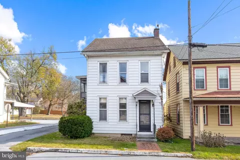 200 S Lancaster Ave, Newmanstown, PA 17073
