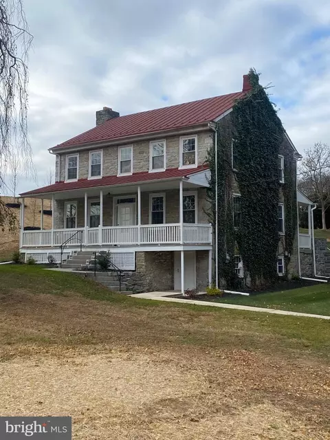 425 Reigerts Ln, Annville, PA 17003