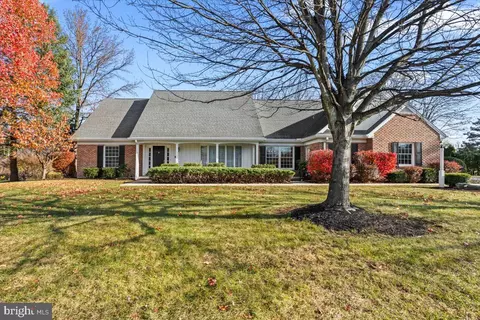 254 Crooked Ln, Lebanon, PA 17042