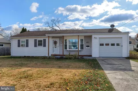 804 E Birch St, Palmyra, PA 17078