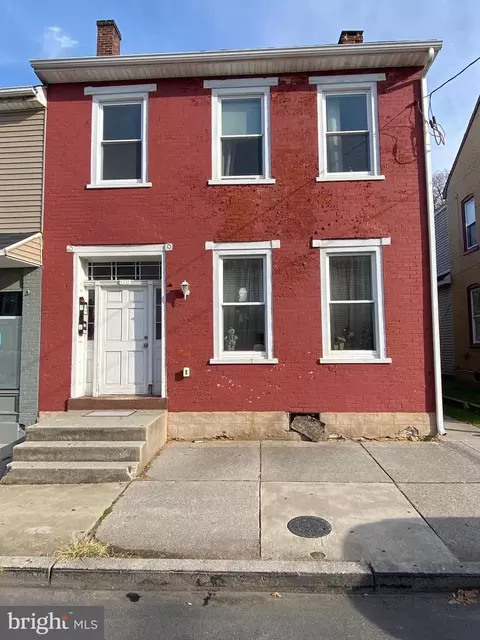 370 N 10th, Lebanon, PA 17046