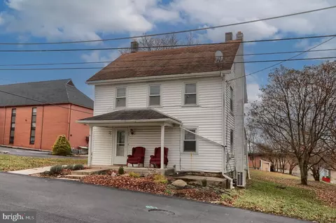 25 N Broad St, Jonestown, PA 17038