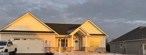 126 Dream Dr, Lebanon, PA 17046