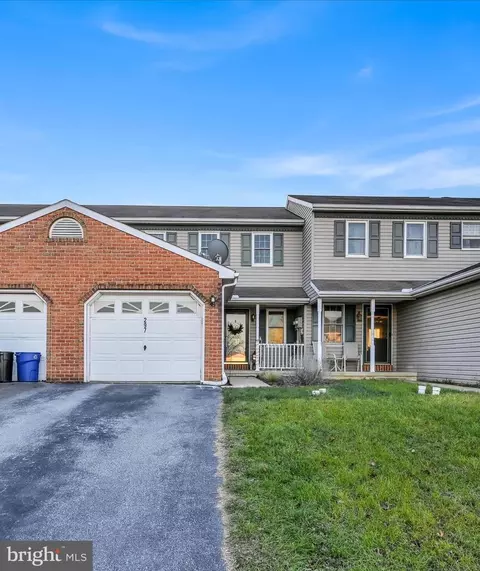 297 Cindy Dr, Jonestown, PA 17038