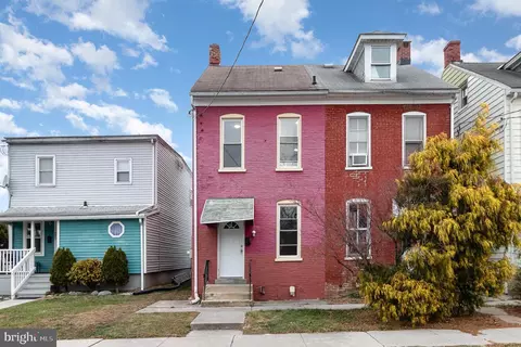 887 E Mifflin St, Lebanon, PA 17046