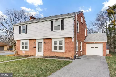 101 E Walnut St, Cleona, PA 17042
