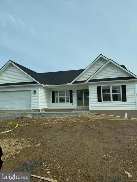 130 Dream Dr, Lebanon, PA 17046