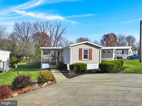 5 Anne Ave, Lebanon, PA 17042
