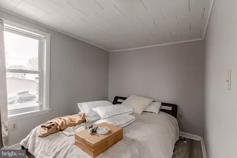 Bedroom - 127 Schoolhouse Rd, Palmyra, PA 17078 photo 4 of 11