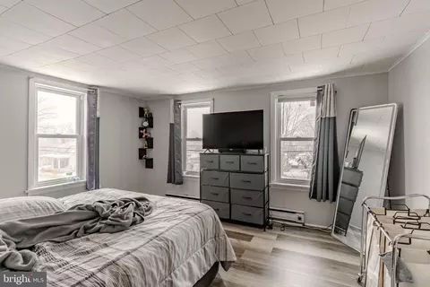 Bedroom - 127 Schoolhouse Rd, Palmyra, PA 17078 photo 1 of 11