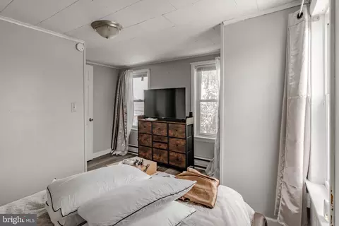 Bedroom - 127 Schoolhouse Rd, Palmyra, PA 17078 photo 5 of 11