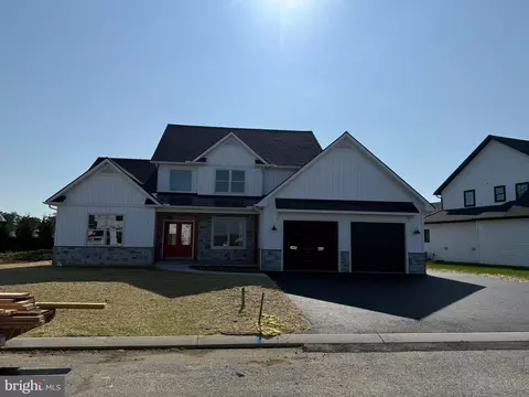 114 Dream Dr, Lebanon, PA 17046