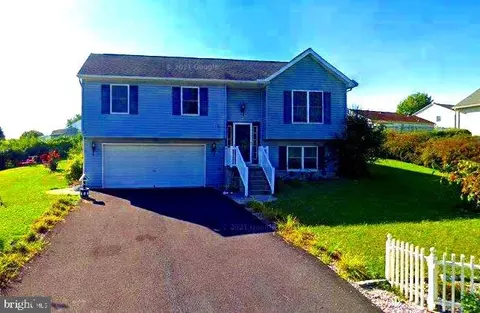 852 Jay St, Lebanon, PA 17046