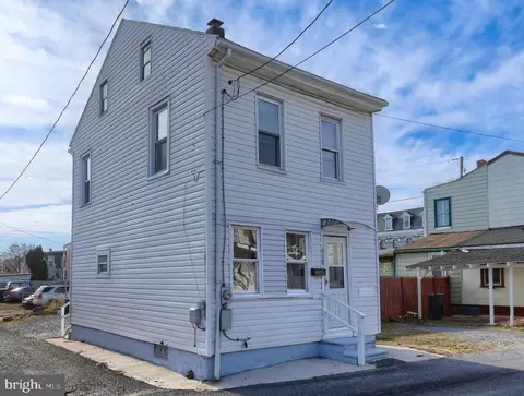 618 Crowell St, Lebanon, PA 17046