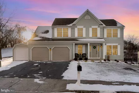 19 Applewood Ct, Lebanon, PA 17046