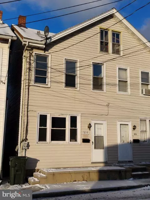 309 New St, Lebanon, PA 17046