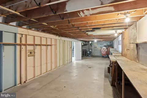 Entry Way - 104 Cedar St, Lebanon, PA 17042 photo 4 of 4