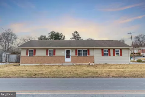 259 E Maple St, Lebanon, PA 17046