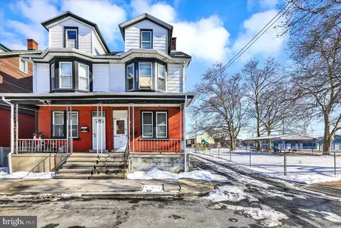 356 N 1st St, Lebanon, PA 17046