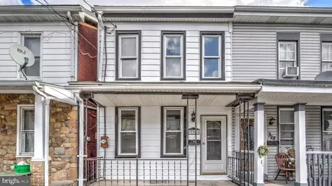 330 N 5th St, Lebanon, PA 17046