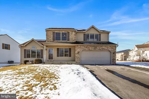 132 Twin Creeks Dr, Jonestown, PA 17038