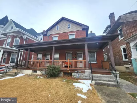 226-228 E Main St, Palmyra, PA 17078