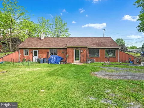 925 Mount Zion Rd, Lebanon, PA 17046